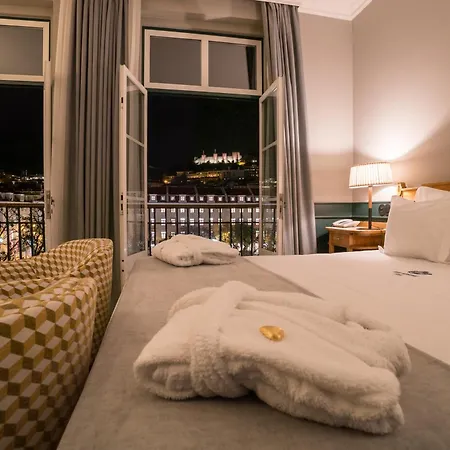 Metropole Hotel 3*