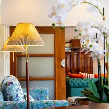 Metropole Hotel